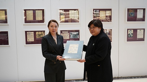 Судьи Конституционного Суда РК посетили Архив Президента 